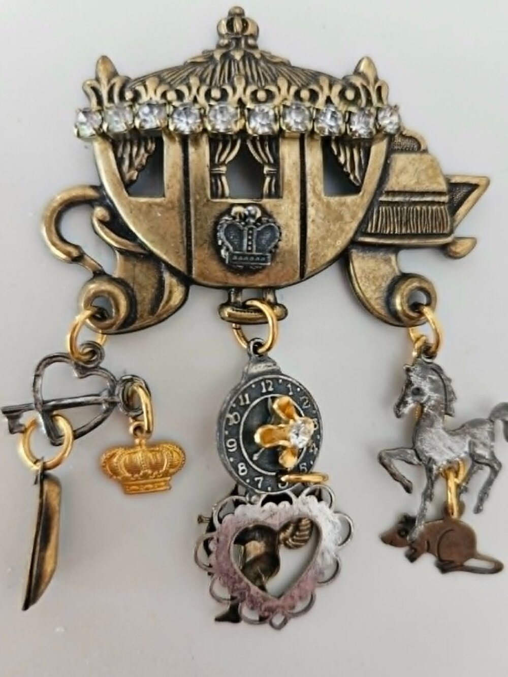 Vintage Brooch, Cinderella Theme